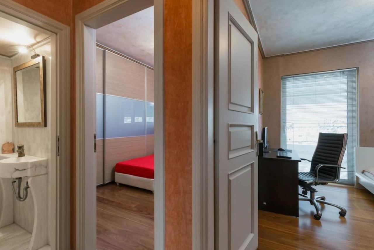 165 Sm Penthouse Maisonette Apartment Atenas Exterior foto